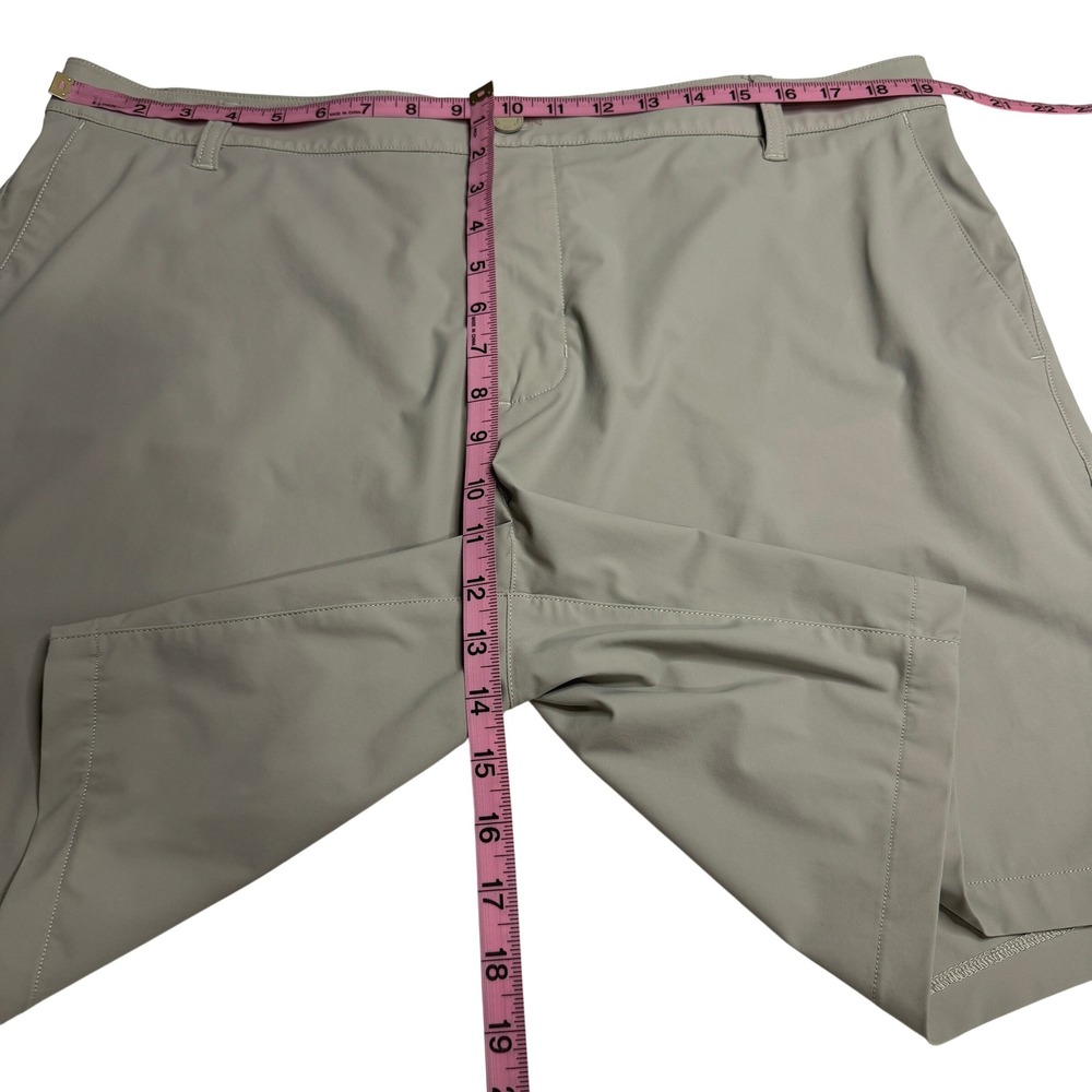 Rhone Men's‎ Golf Shorts 38 Gray 8" Inseam Performance Stretch Flat Front Casual - Picture 9 of 9